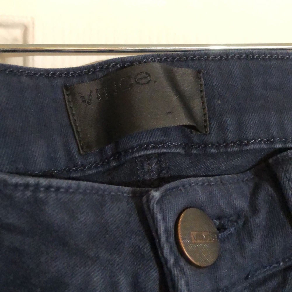 Vince Riley Legging Jeans - Picture 3 of 9